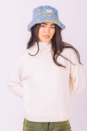 
            
                Load image into Gallery viewer, Monica fuzzy sweater
            
        