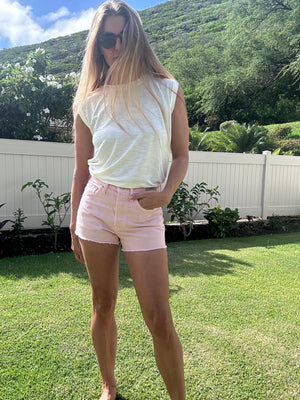 
            
                Load image into Gallery viewer, LEVI’S 501 Original Short- Dusty pink
            
        