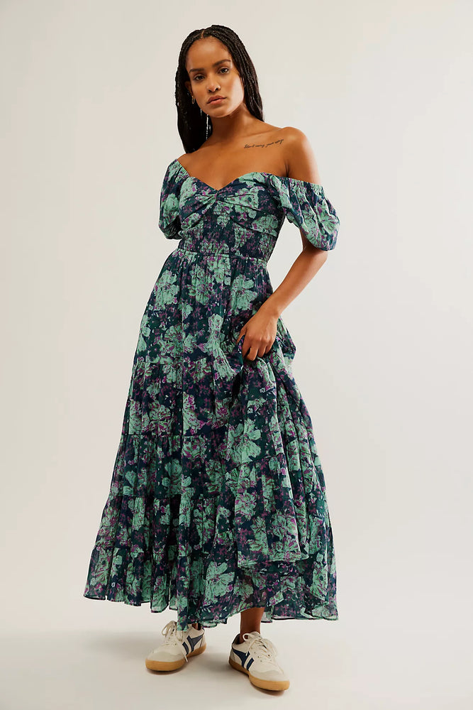 
            
                Load image into Gallery viewer, FREE PEOPLE Sundrenched maxi dress
            
        