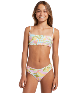 
            
                Load image into Gallery viewer, BILLABONG Tropic Crush Reversible Square Crop swimsuit
            
        
