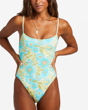 
            
                Load image into Gallery viewer, BILLABONG Summer Sky One Piece swimsuit
            
        
