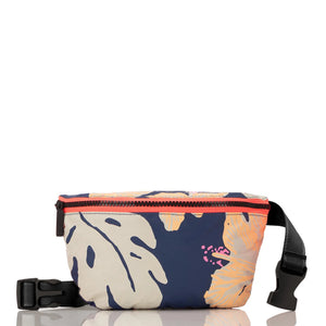 
            
                Load image into Gallery viewer, ALOHA COLLECTION Hip Pack Pape&amp;#39;ete by Samudra-New Moon
            
        