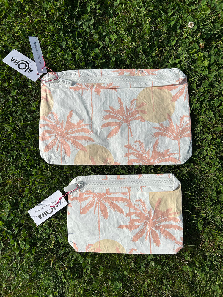 
            
                Load image into Gallery viewer, ALOHA COLLECTION Mid Sun Palm pouch-Horizon
            
        