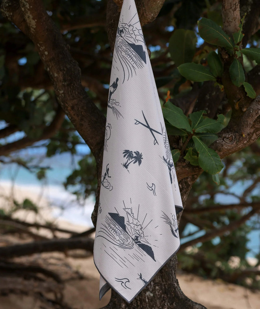 
            
                Load image into Gallery viewer, TAG ALOHA Beach Towel- Popoia
            
        
