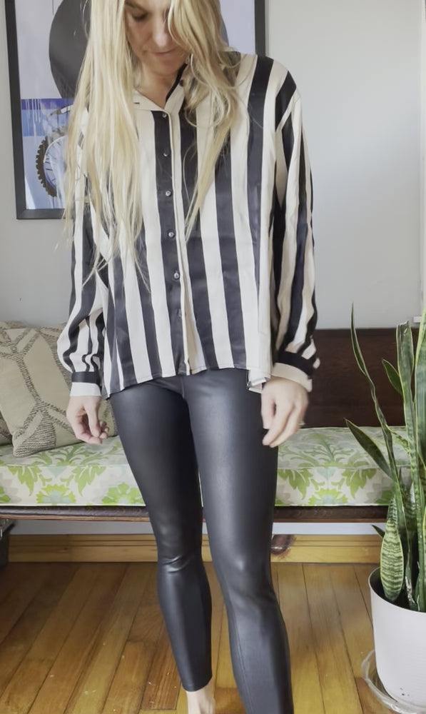 
            
                Load and play video in Gallery viewer, Ava faux leather leggings-Black
            
        