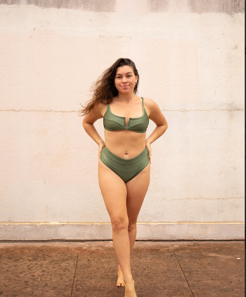 
            
                Load image into Gallery viewer, MAKENA Pearl bikini bottom-Olive Rib
            
        