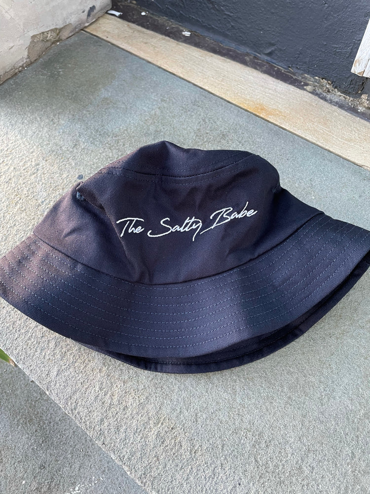 SALTY BABE OG bucket hat