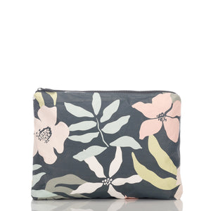 ALOHA COLLECTION Mid Flora Pouch in Eve